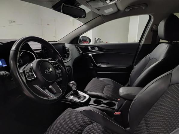 Kia Ceed III с пробегом 2021 года, цена 1 747 000 рублей, 125695 км, универсал, Автокод Объявления