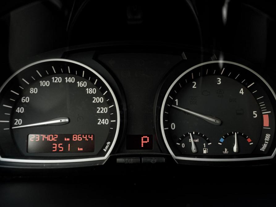 BMW X3 I (E83) Рестайлинг Екатеринбург  - изображение 14