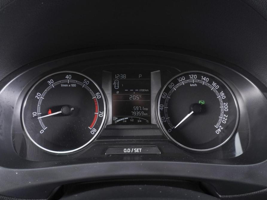 Skoda Rapid I Рестайлинг Ростов-на-Дону  - изображение 14