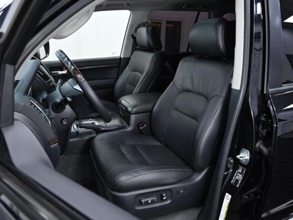 Toyota Land Cruiser 200 Series Рестайлинг 1 с пробегом 2013 года, цена 2 899 000 рублей, 188000 км, внедорожник, Автокод Объявления