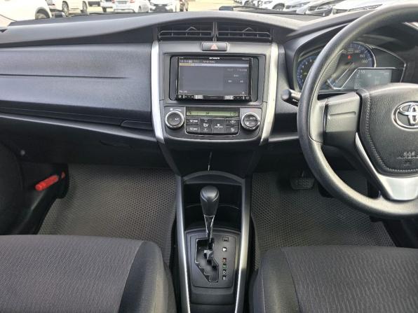 Toyota Corolla XI (E160 E170 E180) Рестайлинг 1 с пробегом 2017 года, цена 1 375 000 рублей, 174272 км, универсал, Автокод Объявления