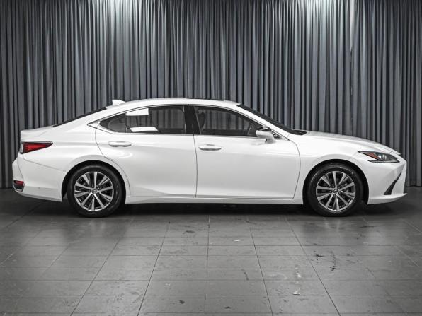 Lexus ES VII с пробегом 2018 года, цена 4 264 000 рублей, 82154 км, седан, Автокод Объявления