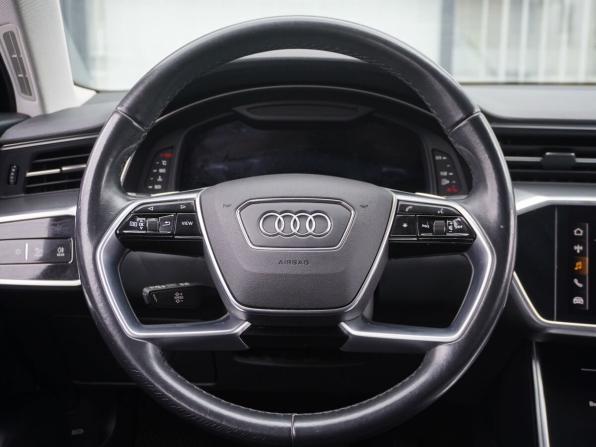 Audi A6 V (C8) с пробегом 2022 года, цена 4 000 000 рублей, 65878 км, седан, Автокод Объявления