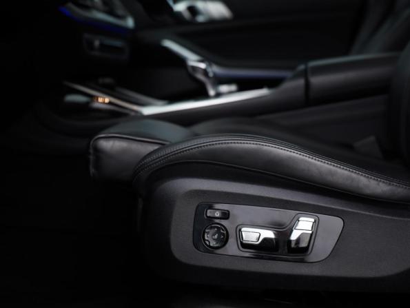 BMW X7 I (G07) с пробегом 2019 года, цена 8 819 920 рублей, 81927 км, внедорожник, Автокод Объявления