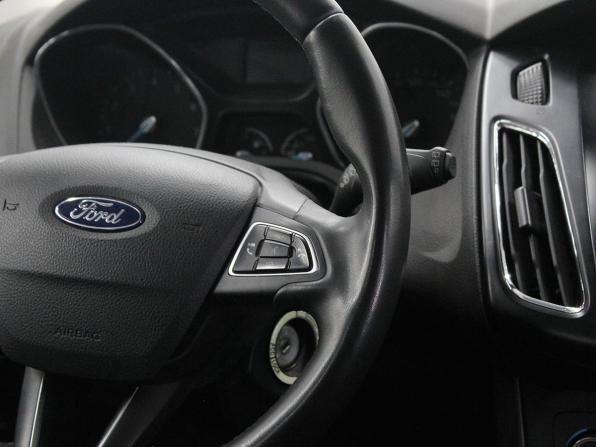 Ford Focus III Рестайлинг с пробегом 2018 года, цена 1 599 900 рублей, 30000 км, хэтчбек, Автокод Объявления