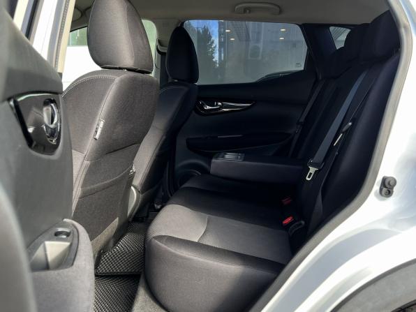 Nissan Qashqai II с пробегом 2016 года, цена 1 570 000 рублей, 140173 км, внедорожник, Автокод Объявления
