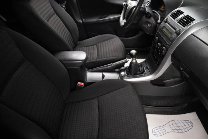 Toyota Corolla X (E140 E150) Рестайлинг с пробегом 2010 года, цена 809 000 рублей, 296950 км, седан, Автокод Объявления