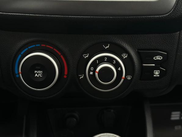 Kia Rio III с пробегом 2013 года, цена 719 000 рублей, 140000 км, хэтчбек, Автокод Объявления