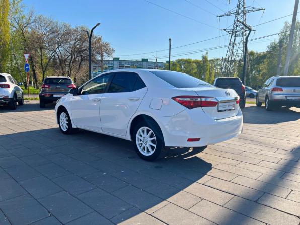 Toyota Corolla XI (E160 E170 E180) с пробегом 2013 года, цена 1 250 000 рублей, 223433 км, седан, Автокод Объявления