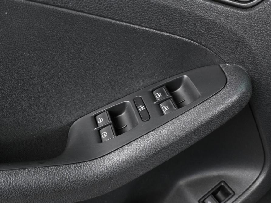 Volkswagen Jetta VI Рестайлинг Ростов-на-Дону  - изображение 14