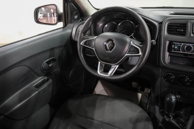 Renault Logan II Рестайлинг с пробегом 2021 года, цена 499 000 рублей, 318000 км, седан, Автокод Объявления