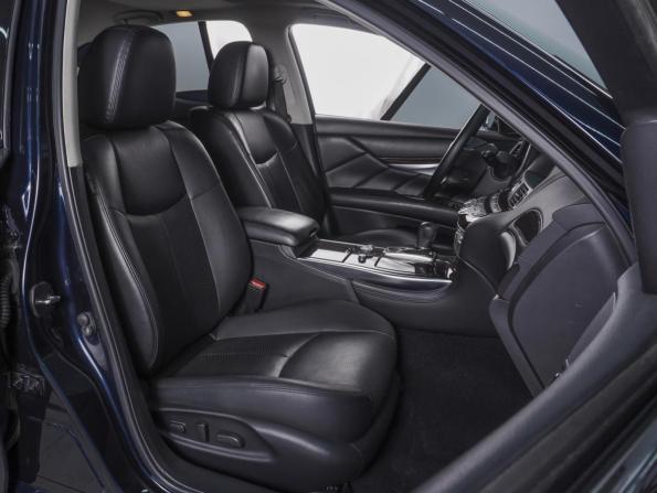 Infiniti Q70 I Рестайлинг с пробегом 2016 года, цена 2 160 000 рублей, 154861 км, седан, Автокод Объявления