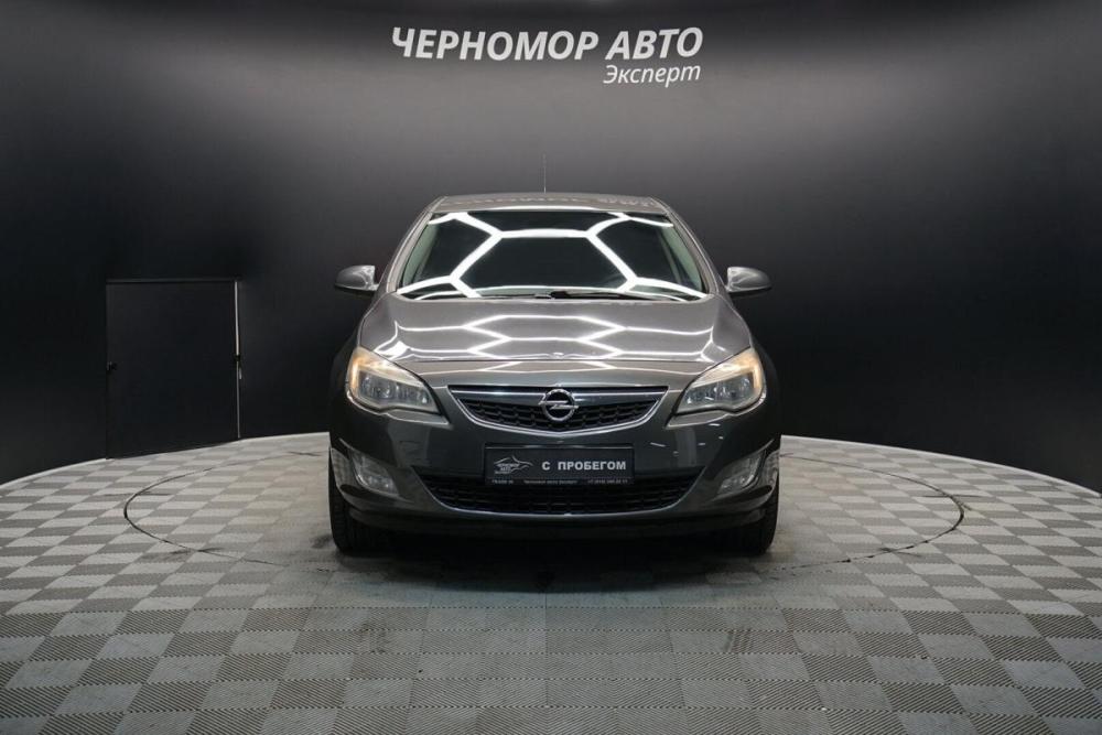 Opel Astra J Крым  - изображение 8