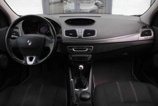 Renault Megane III Рестайлинг с пробегом 2013 года, цена 880 000 рублей, 103750 км, хэтчбек, Автокод Объявления