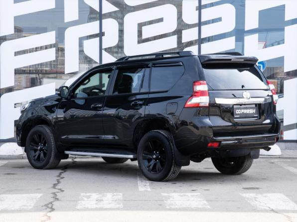 Toyota Land Cruiser Prado 150 Series Рестайлинг 1 с пробегом 2015 года, цена 3 050 000 рублей, 320066 км, внедорожник, Автокод Объявления