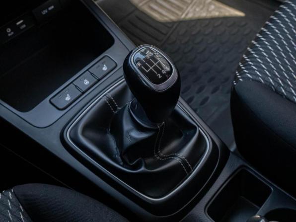 Kia Rio IV с пробегом 2019 года, цена 1 399 000 рублей, 87769 км, хэтчбек, Автокод Объявления