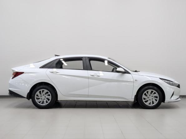 Hyundai Elantra VII (CN7) с пробегом 2022 года, цена 2 055 000 рублей, 73028 км, седан, Автокод Объявления