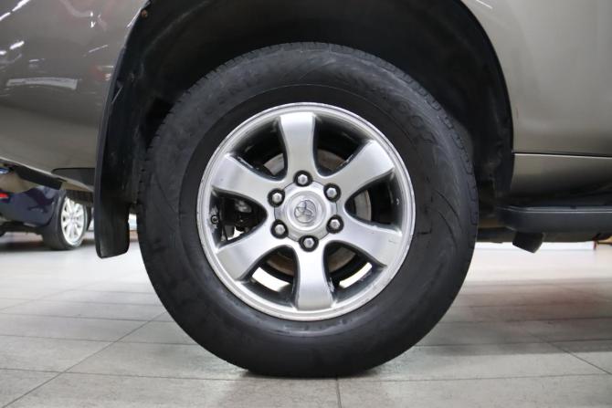 Toyota Land Cruiser Prado 150 Series Рестайлинг 1 с пробегом 2016 года, цена 2 595 950 рублей, 474351 км, внедорожник, Автокод Объявления