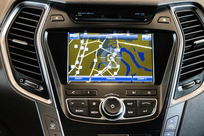 Hyundai Santa Fe III с пробегом 2013 года, цена 1 669 000 рублей, 319698 км, внедорожник, Автокод Объявления