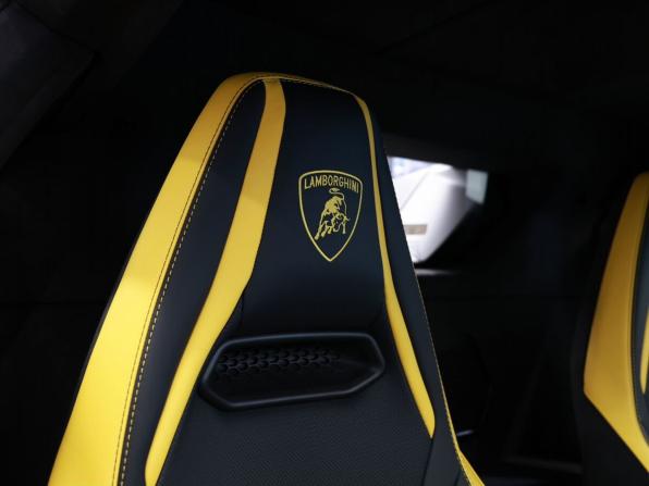 Lamborghini Temerario с пробегом 2026 года, цена 52 000 000 рублей, 76 км, купе, Автокод Объявления
