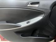 Hyundai Solaris I Курск  - изображение 32
