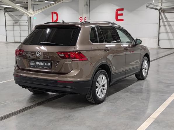 Volkswagen Tiguan II с пробегом 2019 года, цена 2 700 000 рублей, 71750 км, внедорожник, Автокод Объявления