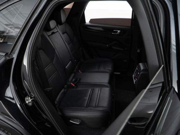 Porsche Cayenne III с пробегом 2017 года, цена 5 429 000 рублей, 127199 км, внедорожник, Автокод Объявления