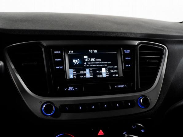 Hyundai Solaris II с пробегом 2017 года, цена 1 329 500 рублей, 83209 км, седан, Автокод Объявления