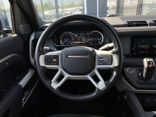 Land Rover Defender II с пробегом 2021 года, цена 5 799 000 рублей, 29427 км, внедорожник, Автокод Объявления