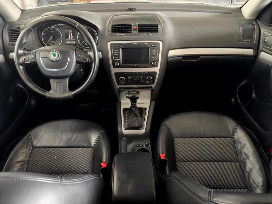 Skoda Octavia II (A5) Рестайлинг Москва  - изображение 11