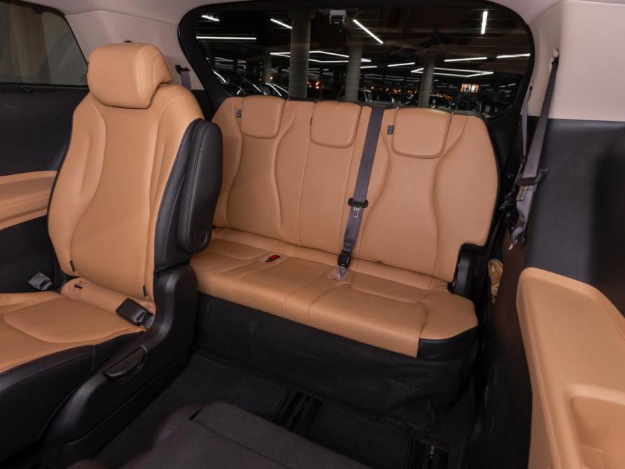Kia Carnival IV Москва  - изображение 20