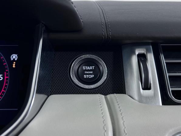 Land Rover Range Rover IV Рестайлинг с пробегом 2020 года, цена 6 150 000 рублей, 129543 км, внедорожник, Автокод Объявления