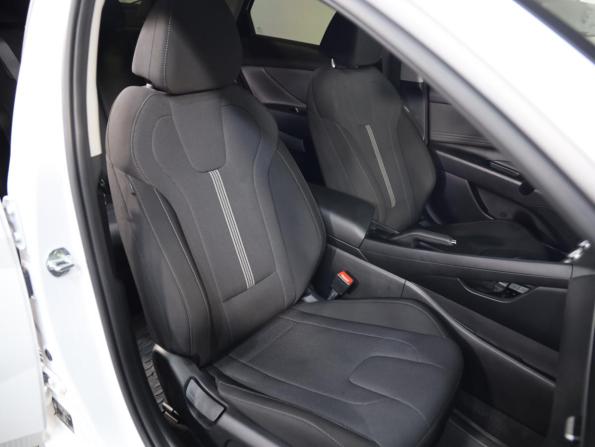 Hyundai Elantra VII (CN7) с пробегом 2021 года, цена 1 727 001 рубль, 51748 км, седан, Автокод Объявления