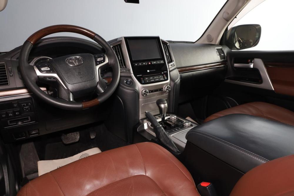 Toyota Land Cruiser 200 Series Рестайлинг 2 Новосибирск  - изображение 10