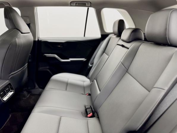 Toyota RAV4 VI (XA60) с пробегом 2026 года, цена 4 550 000 рублей, 11 км, внедорожник, Автокод Объявления