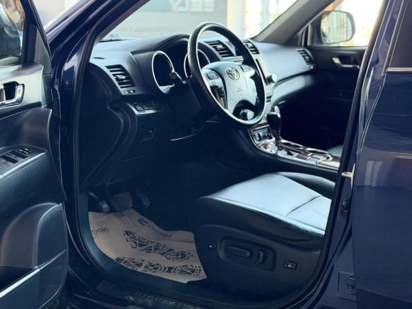 Toyota Highlander II (XU40) Рестайлинг с пробегом 2012 года, цена 2 140 000 рублей, 107709 км, внедорожник, Автокод Объявления
