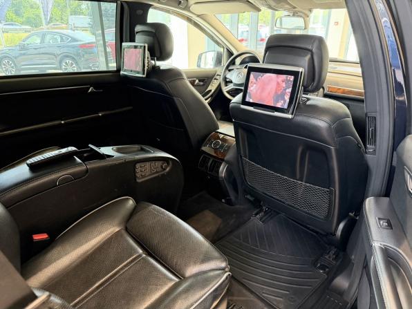 Mercedes-Benz R-Класс I Рестайлинг 2 с пробегом 2010 года, цена 1 270 000 рублей, 246243 км, минивэн, Автокод Объявления
