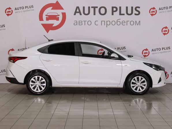 Hyundai Solaris II Рестайлинг с пробегом 2021 года, цена 1 549 000 рублей, 67661 км, седан, Автокод Объявления