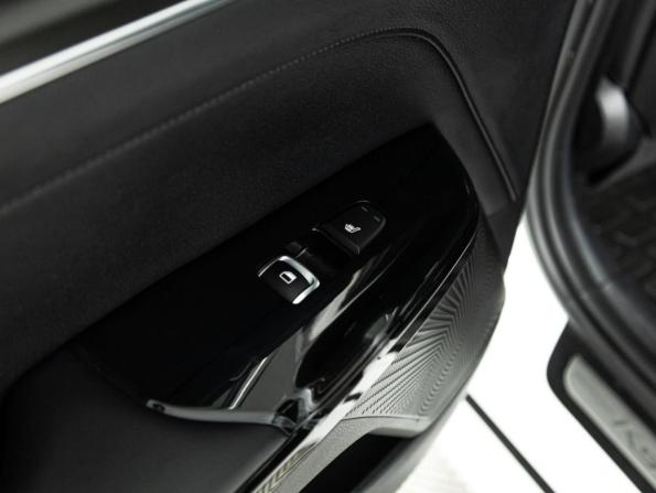 Kia K5 III с пробегом 2020 года, цена 2 749 700 рублей, 57311 км, седан, Автокод Объявления