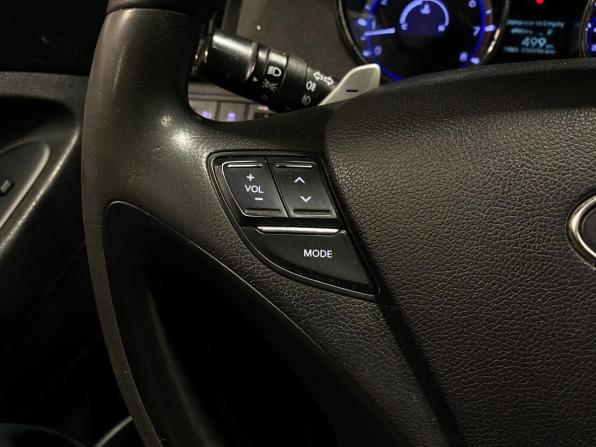 Hyundai Sonata VI (YF) с пробегом 2011 года, цена 1 080 000 рублей, 238035 км, седан, Автокод Объявления