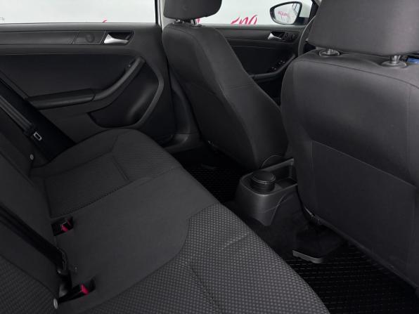 Volkswagen Jetta VI с пробегом 2013 года, цена 1 080 000 рублей, 133300 км, седан, Автокод Объявления