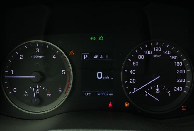Hyundai Tucson III с пробегом 2015 года, цена 1 925 000 рублей, 143677 км, внедорожник, Автокод Объявления