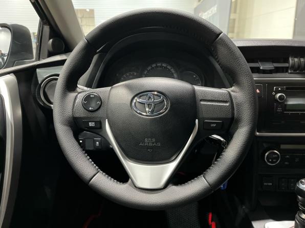 Toyota Auris II с пробегом 2014 года, цена 1 170 000 рублей, 137200 км, хэтчбек, Автокод Объявления