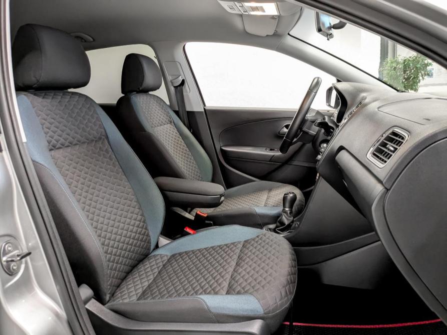 Volkswagen Polo V Рестайлинг Санкт-Петербург  - изображение 23