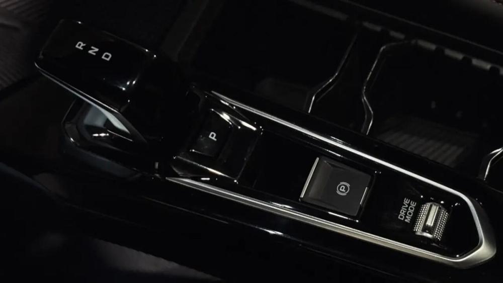 Geely Coolray I Рестайлинг Смоленск  - изображение 21