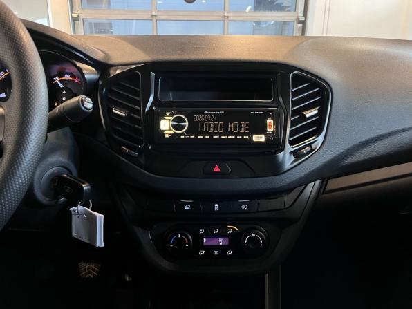 Lada (ВАЗ) Vesta I с пробегом 2019 года, цена 1 045 000 рублей, 65689 км, седан, Автокод Объявления