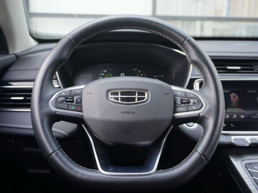 Geely Atlas Pro Москва  - изображение 14