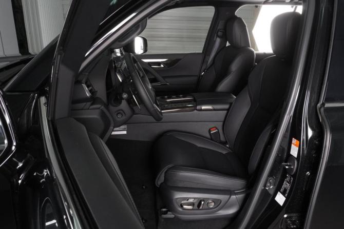 Lexus LX IV с пробегом 2024 года, цена 17 539 000 рублей, 21 км, внедорожник, Автокод Объявления