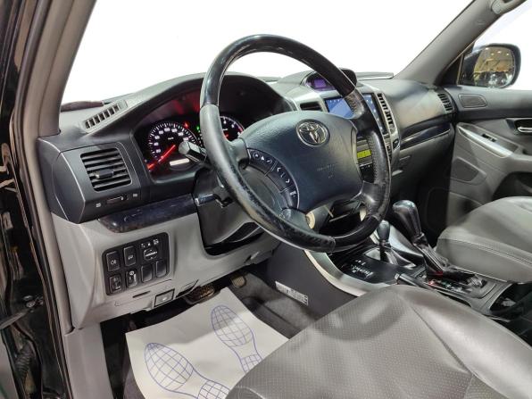 Toyota Land Cruiser Prado 120 Series Рестайлинг с пробегом 2008 года, цена 2 400 000 рублей, 121300 км, внедорожник, Автокод Объявления