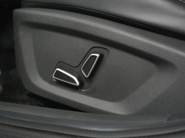 Changan UNI-V I с пробегом 2023 года, цена 2 000 000 рублей, 50723 км, лифтбек, Автокод Объявления